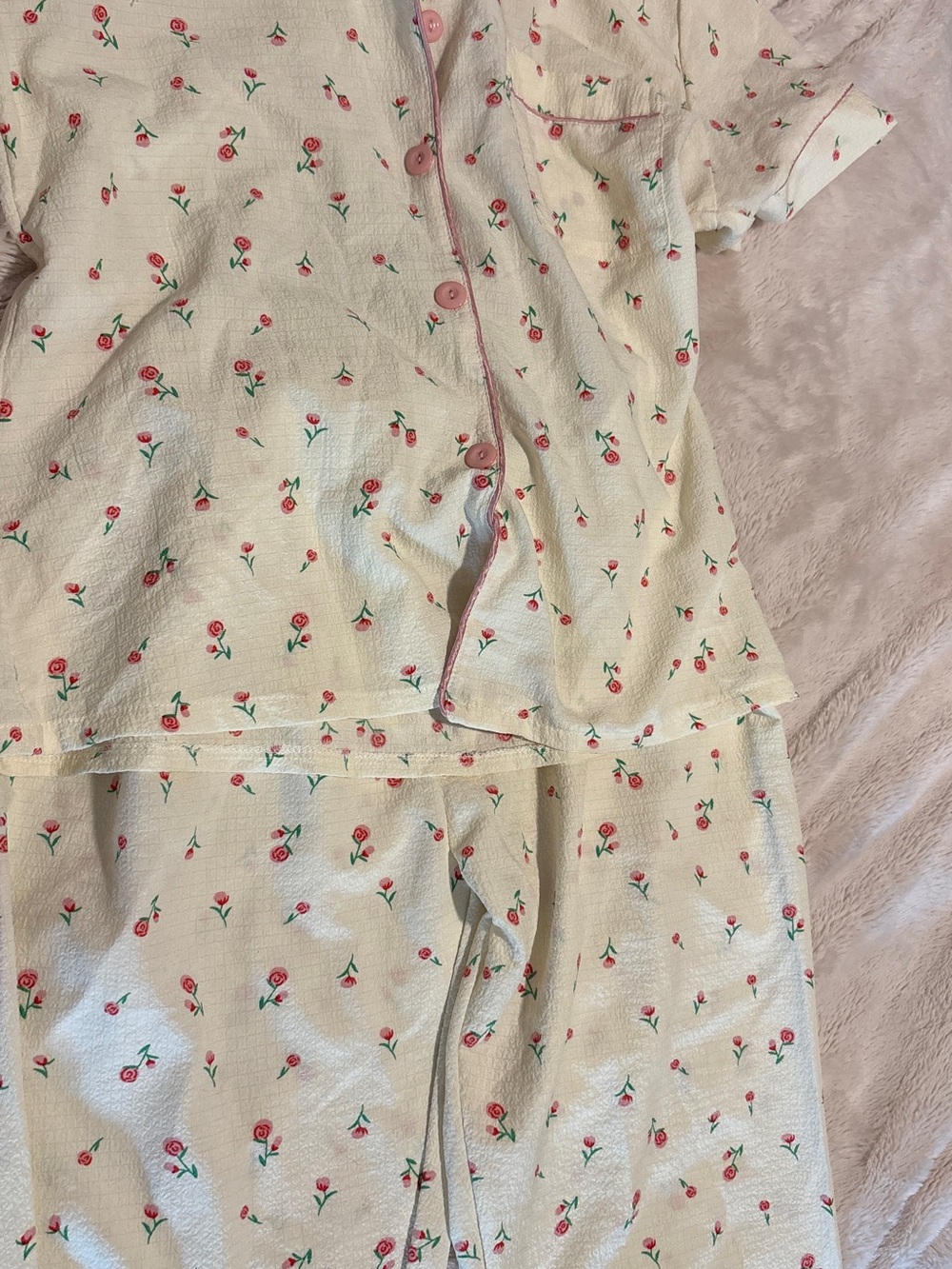 Cream Floral Short-Sleeve Pajama Set with Pink Rose Print